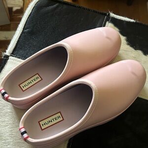 Hunter Women's Pink Slip-On Shoes